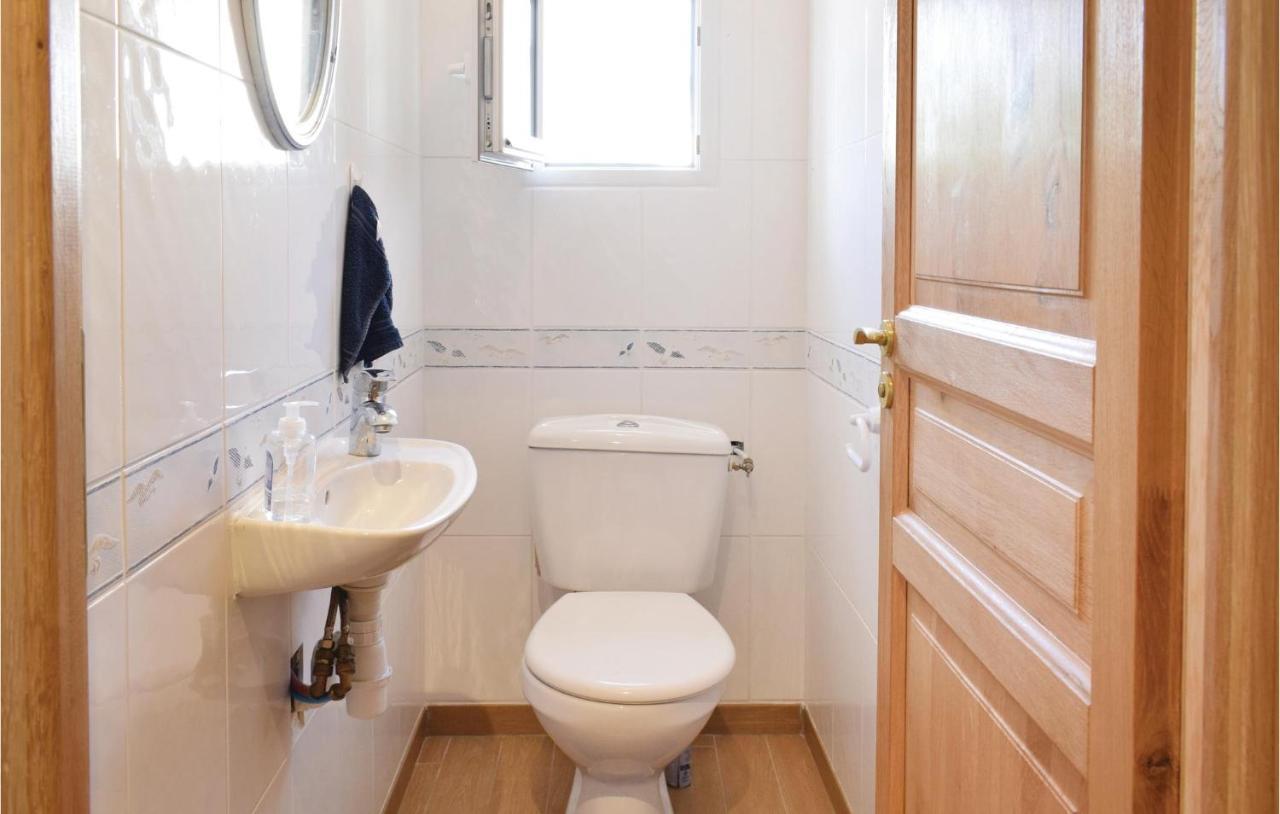 Cozy Home In Lestre With Wifi Quineville Экстерьер фото